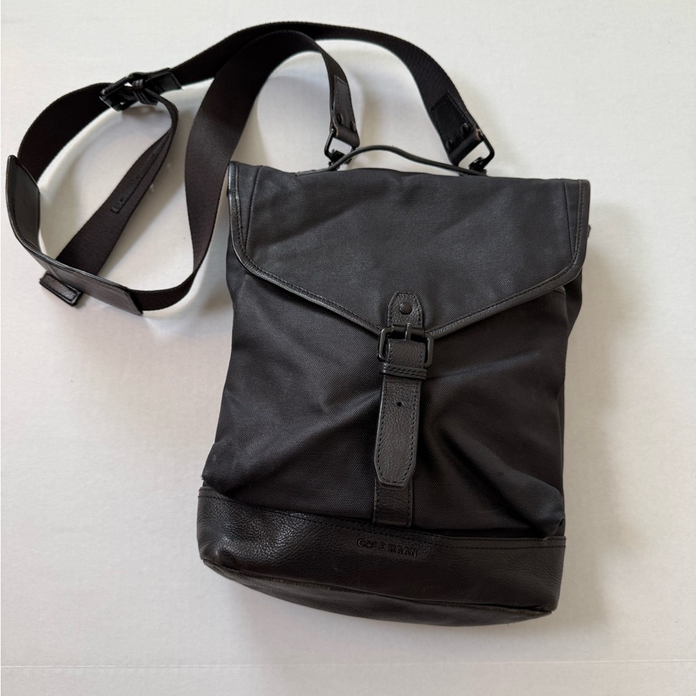 Cole Haan Unisex Marshall Black Messenger Bag